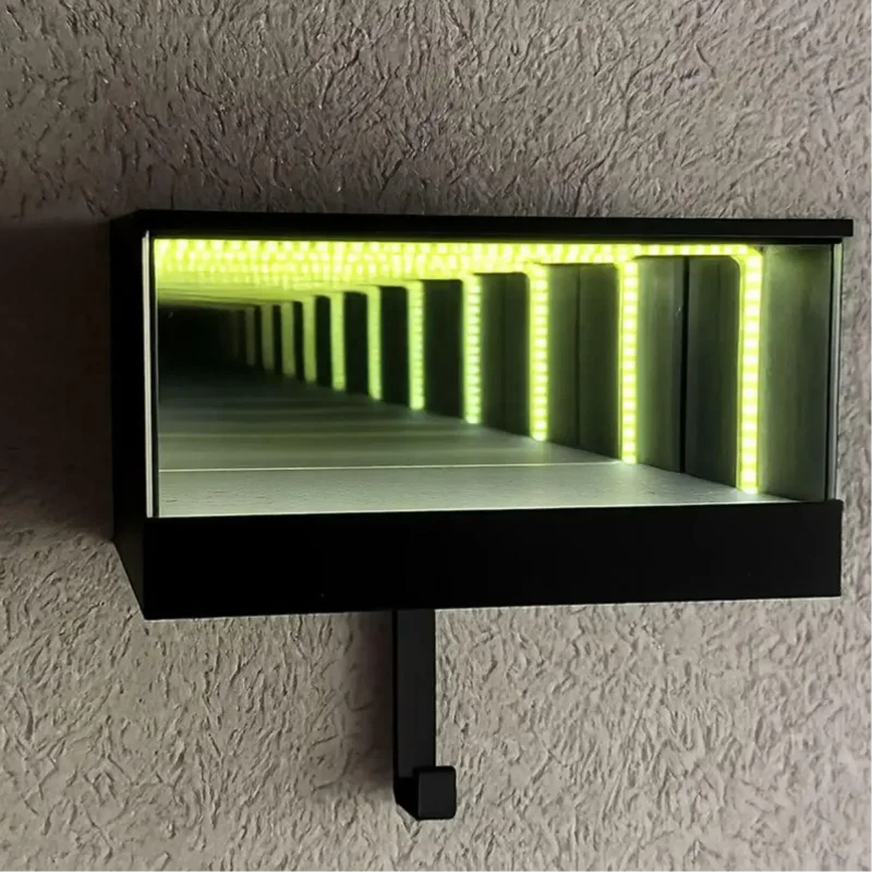 Llavero organizador para garaje con luz led (coche no incluido) ideal para decoracion minimalista de garaje