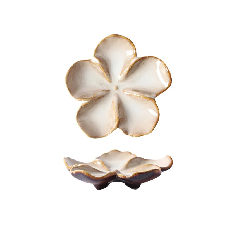 Vintage Ceramic Craft Dish Flower Shaped Small Dish Creative Dipping Sauce Small Dish Multi-color Kiln Transformed Dish Gift