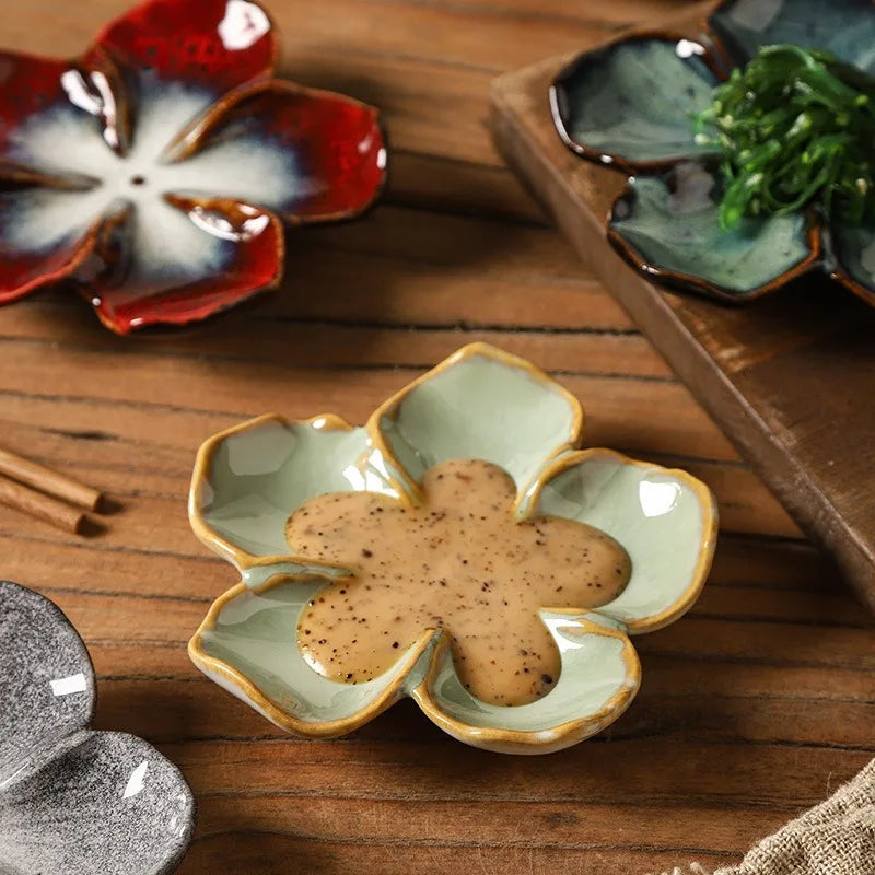 Vintage Ceramic Craft Dish Flower Shaped Small Dish Creative Dipping Sauce Small Dish Multi-color Kiln Transformed Dish Gift