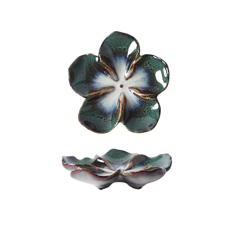 Vintage Ceramic Craft Dish Flower Shaped Small Dish Creative Dipping Sauce Small Dish Multi-color Kiln Transformed Dish Gift