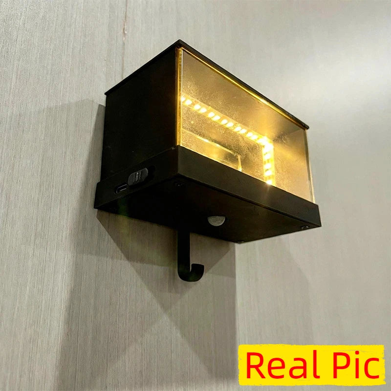 Llavero organizador para garaje con luz led (coche no incluido) ideal para decoracion minimalista de garaje